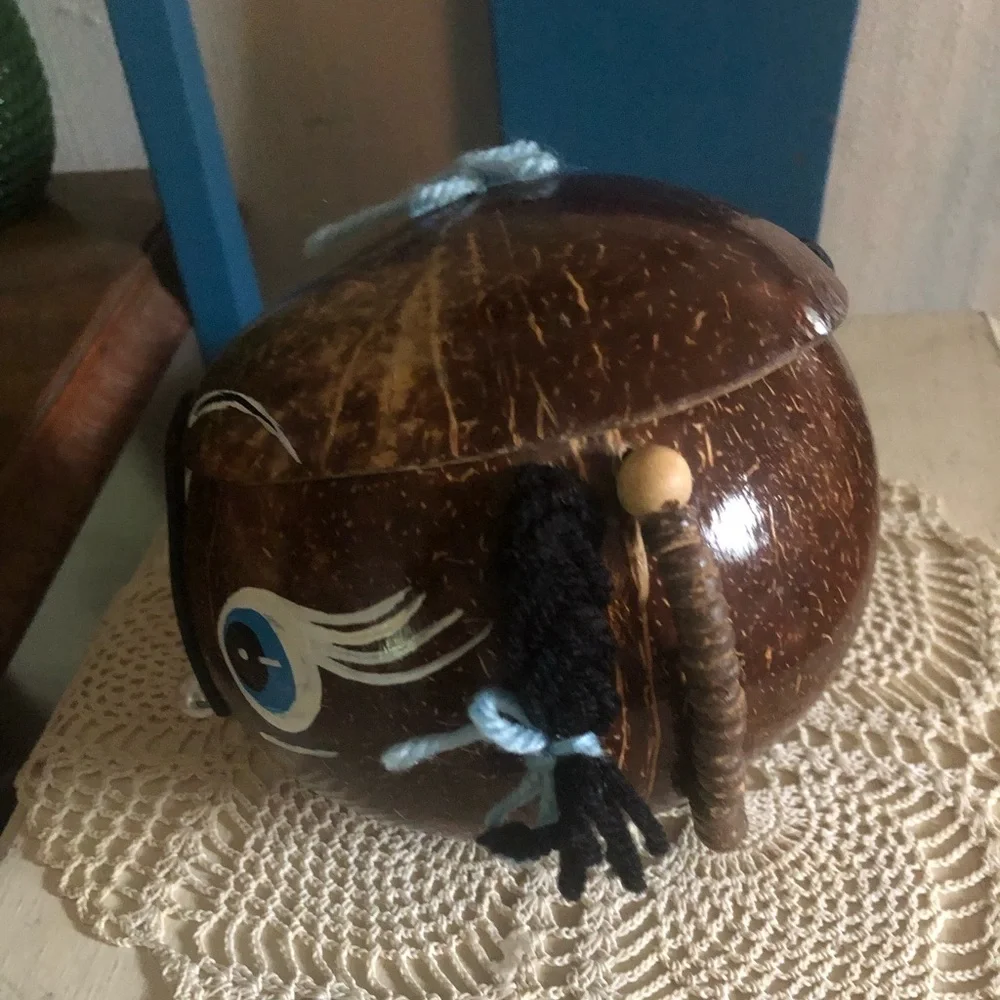 Vintage Coconut Girl Bag